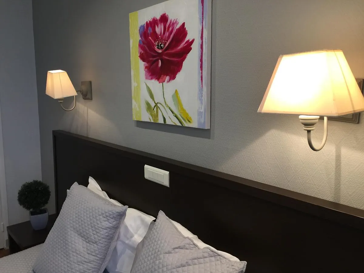 Hotel Ambassador Nice 3*,